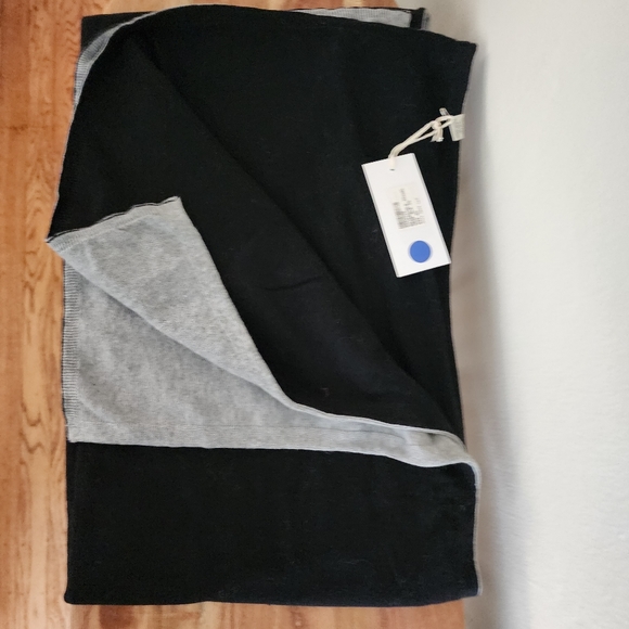 Project Reversible Wrap - Picture 2 of 3